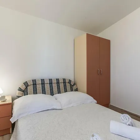 Marinela Apartment